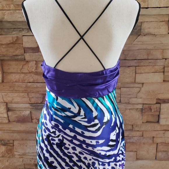 Cache Satin Cocktail Dress - Picture 4 of 6